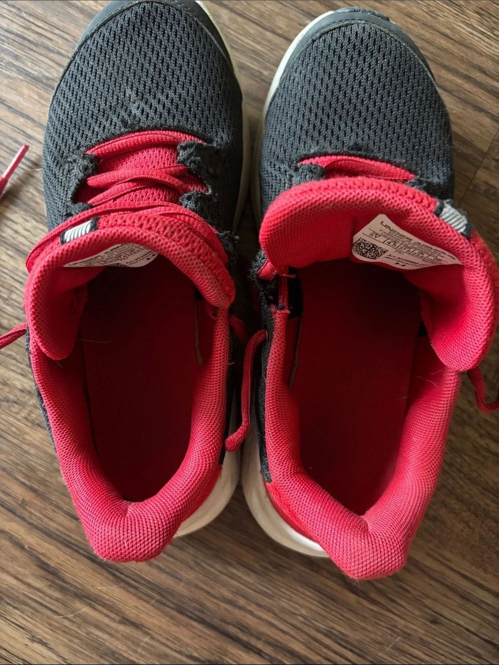 Under Armour Charged Pursuit Youth 5Y Black Red Running Shoes 3026695-001